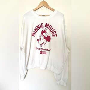 Disney White Crewneck Sweater Women’s Sz 2X with Minnie Mouse Design